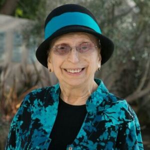 Meet your Posher, Nancy